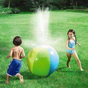 agua pelota niños verano rociador